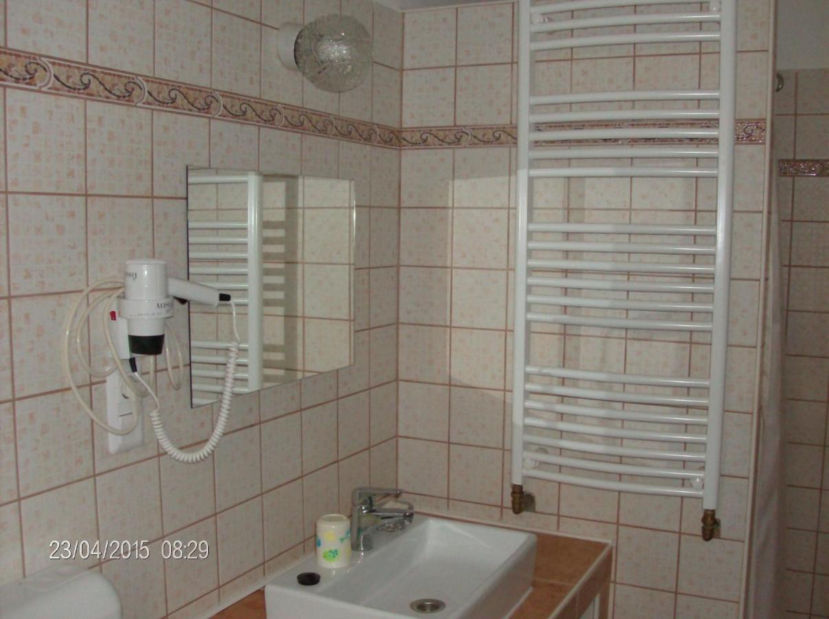 Magnolia Apartman Heviz Bagian luar foto