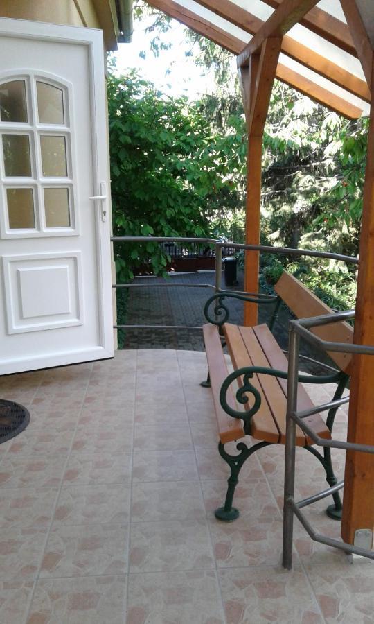 Magnolia Apartman Heviz Bagian luar foto