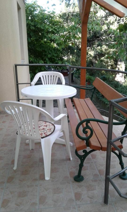 Magnolia Apartman Heviz Bagian luar foto